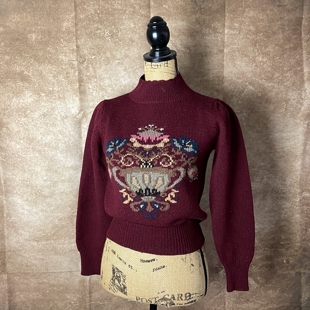 Vintage Wool Grandmacore/Cottagecore Sweater